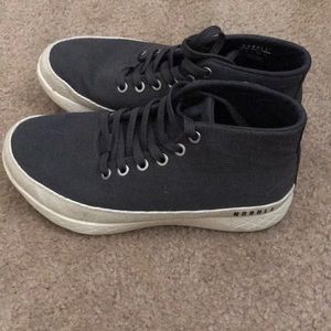 No bull work out shoes-women’s